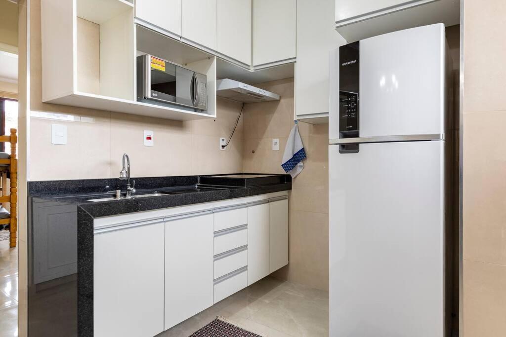 Apartamento No Centro. Tudo Novinho, Aconchegante Apartment อากวัสจิลิงดอยา ภายนอก รูปภาพ